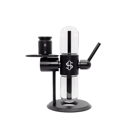 Stündenglass Kompact gravity infuser angled view with rotating glass globes